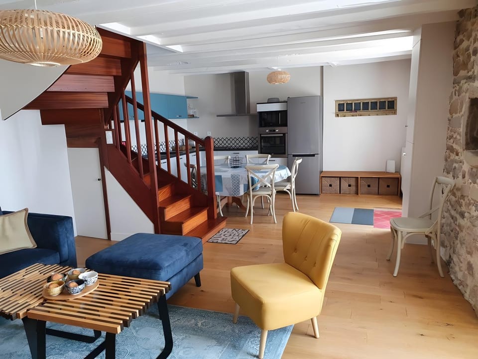 Property building, Living room