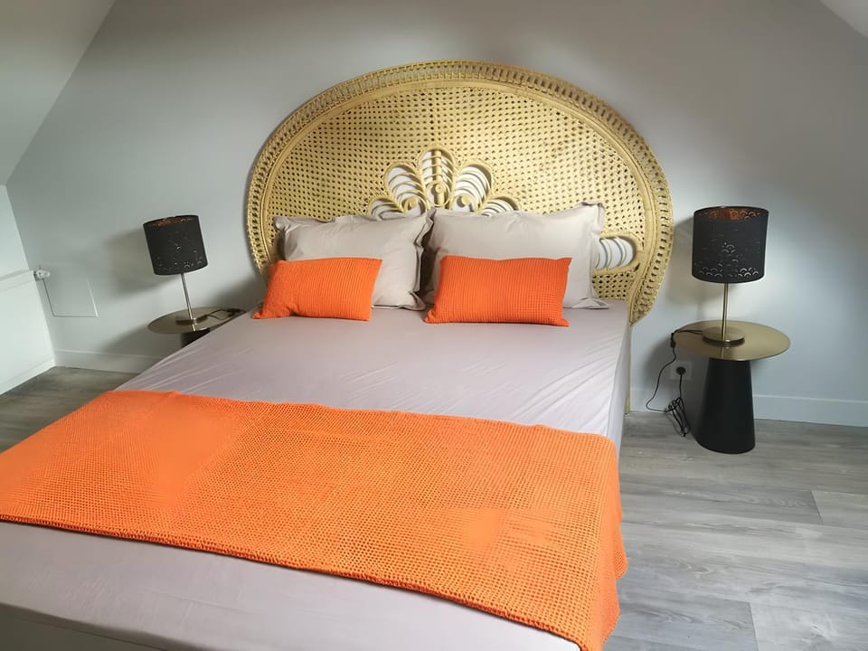 Living room, Bedroom