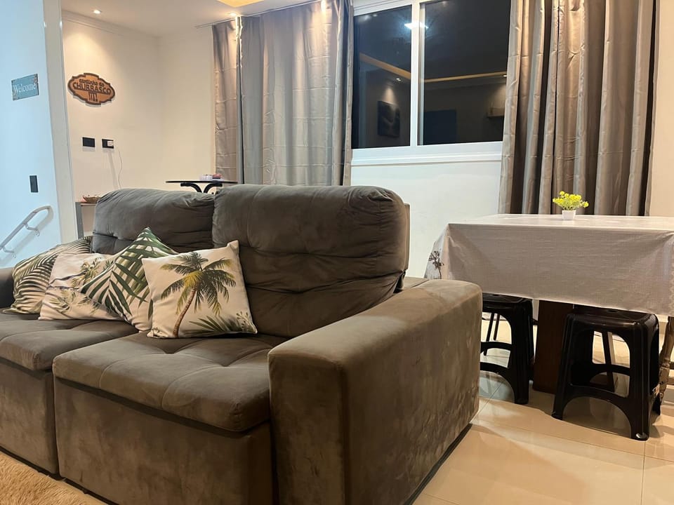 Casa grande e aconchegante, lado praia, com wifi Apartment in State of São Paulo