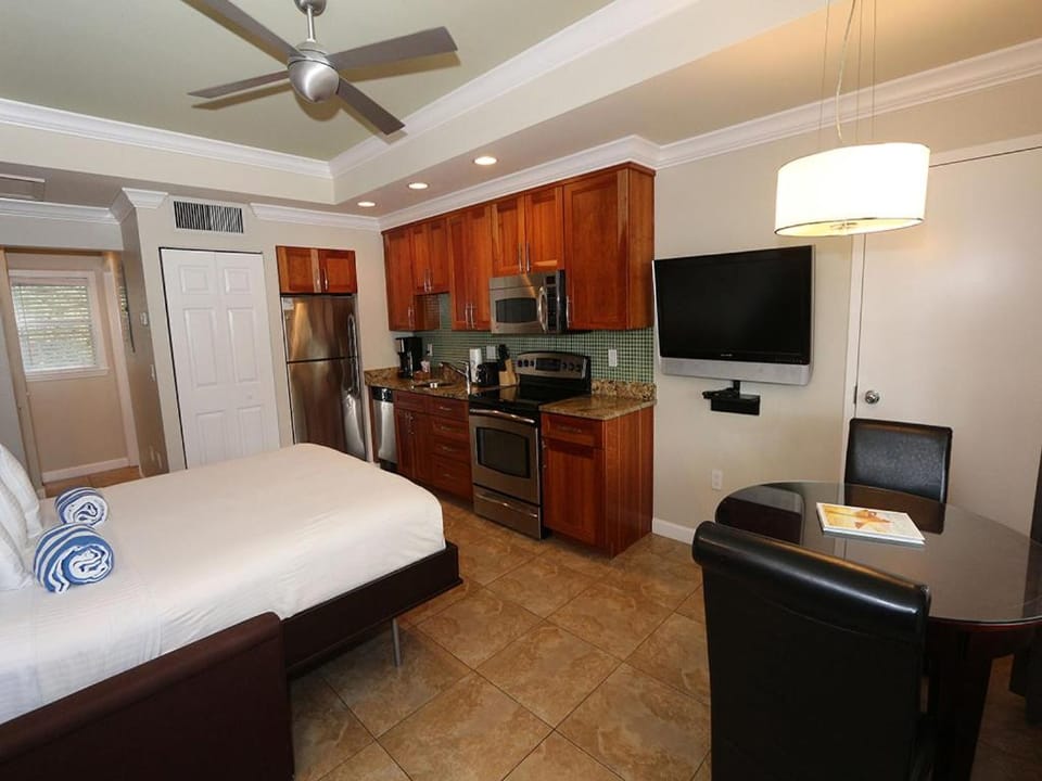 The Beach Club At Anna Maria #12 House in Bradenton Beach