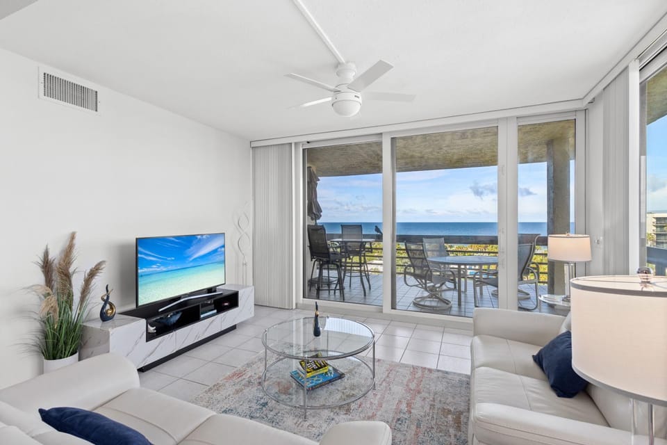 Beachplace 5-601 House in Longboat Key