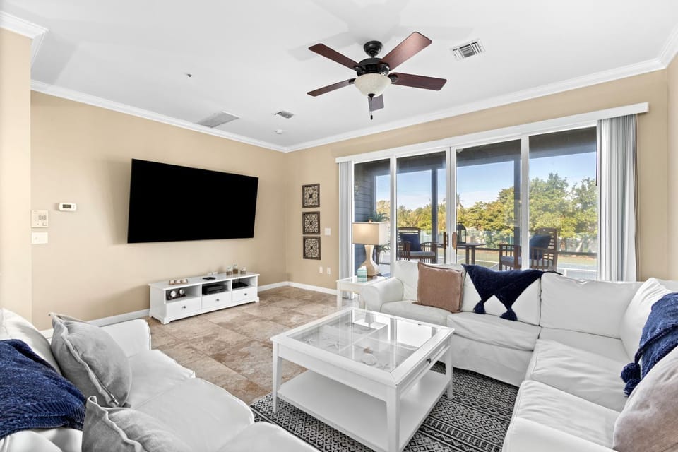 Cedars East #528 House in Longboat Key