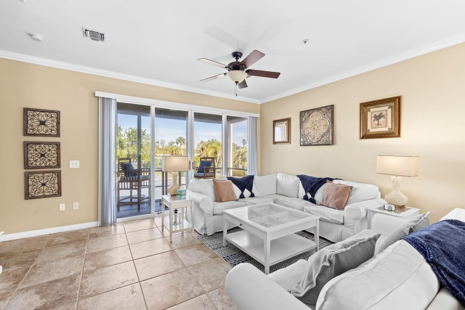 Cedars East #528 House in Longboat Key