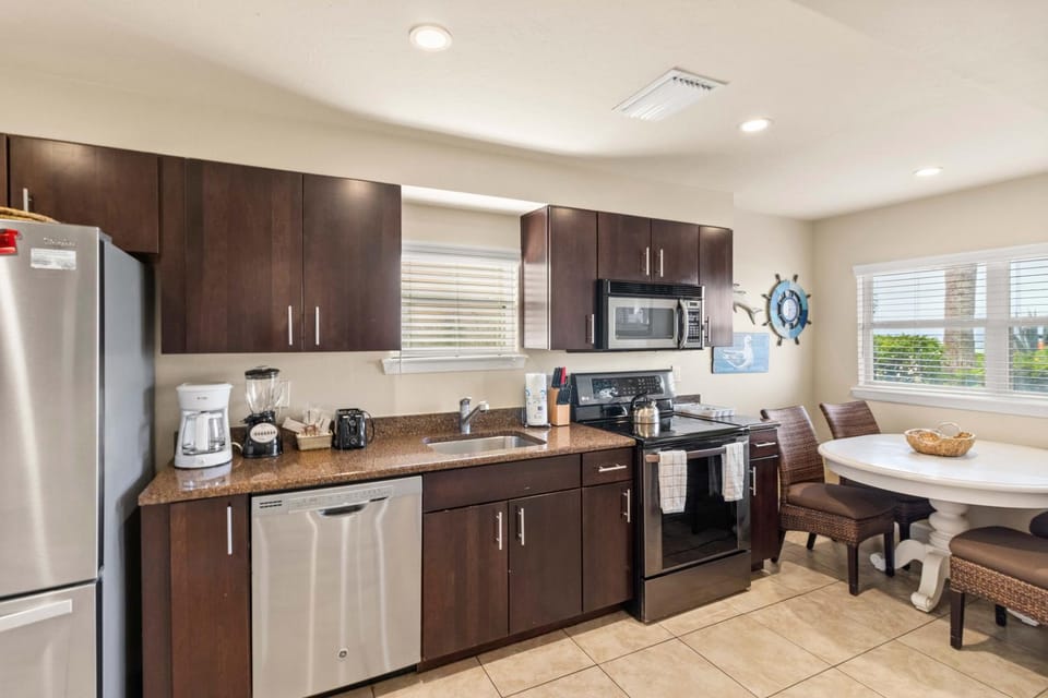 The Beach on Longboat Key #101 House in Longboat Key
