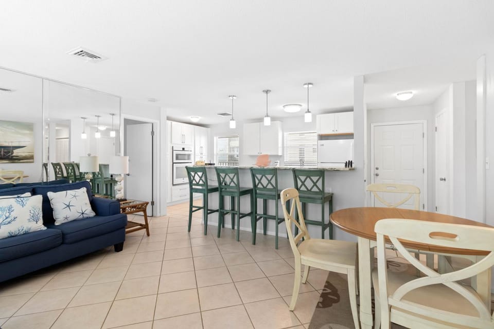 Outrigger Resort #4 House in Longboat Key