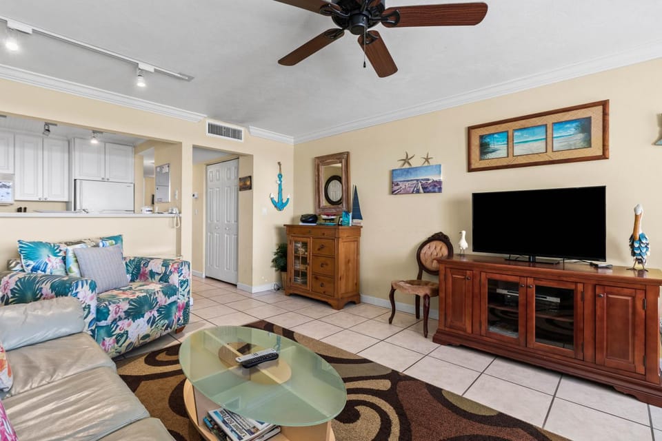 Outrigger Resort #7 House in Longboat Key