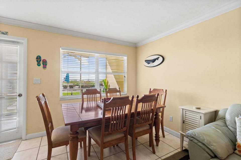 Outrigger Resort #7 House in Longboat Key