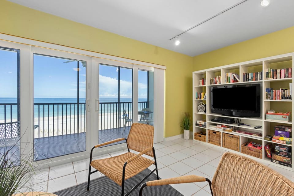 Sunset Terrace #208 House in Bradenton Beach