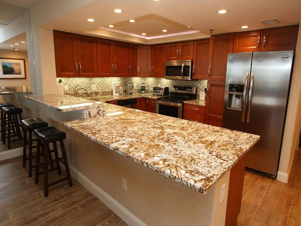 Villas of Avignon #102 House in Longboat Key