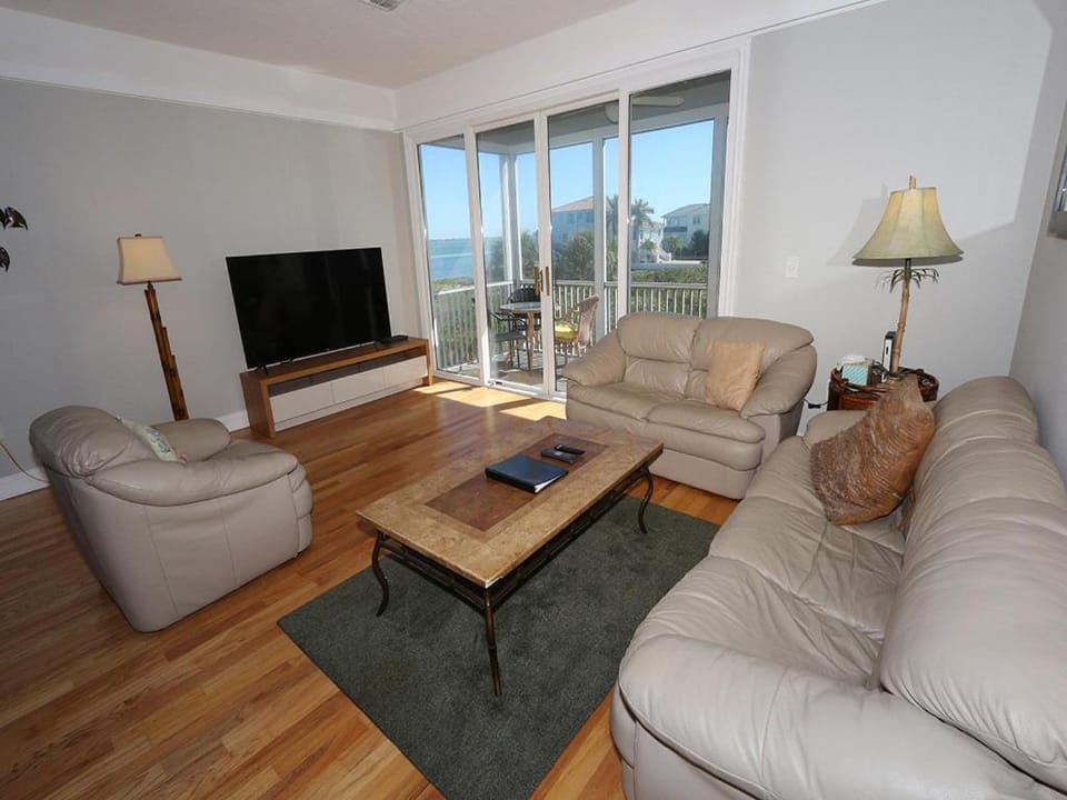 Cedars East #810 House in Longboat Key