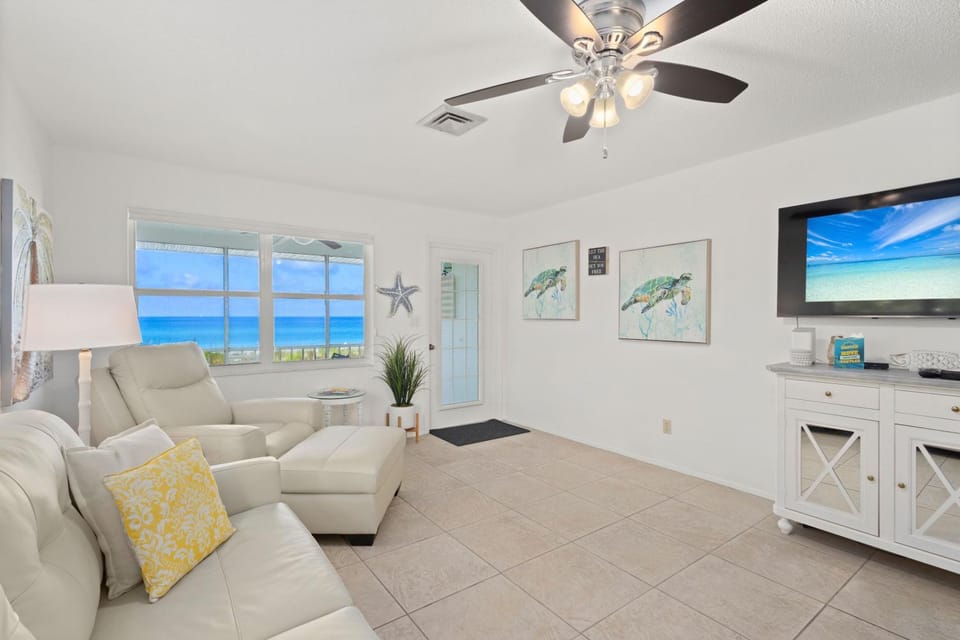 Outrigger Resort #10 House in Longboat Key