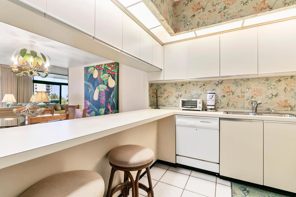 Beachplace 7-102 House in Longboat Key
