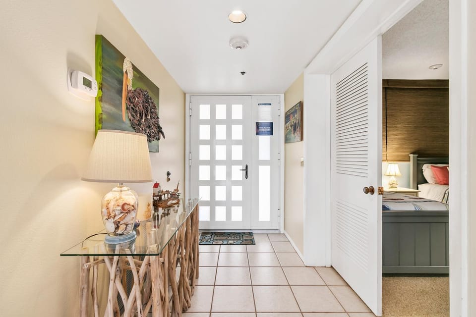 Beachplace 7-102 House in Longboat Key