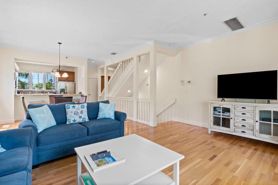 Cedars East #519 House in Longboat Key