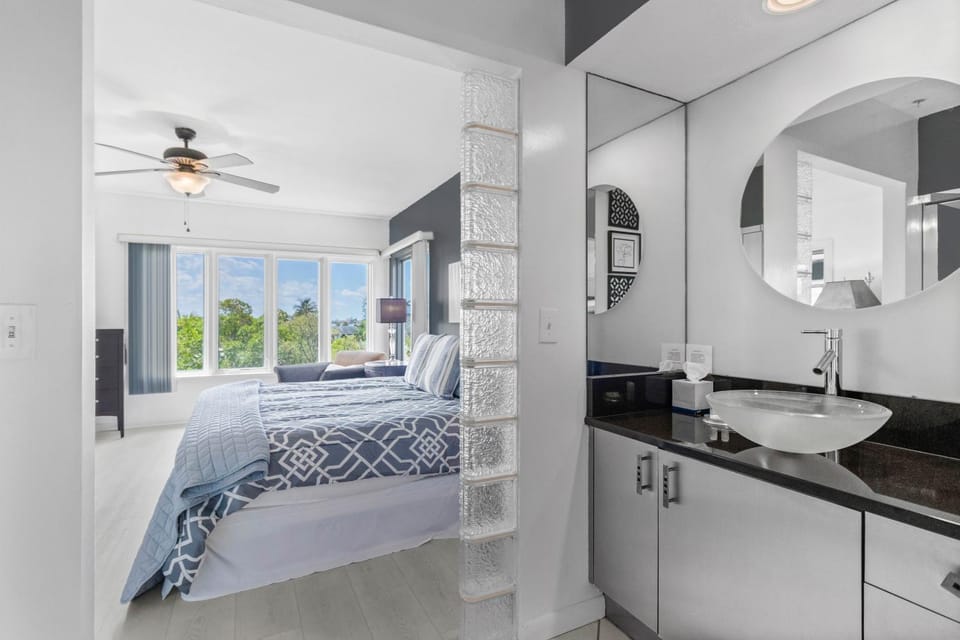 Cedars East #804 House in Longboat Key