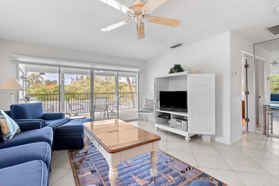 Whitney Beach #132 House in Longboat Key