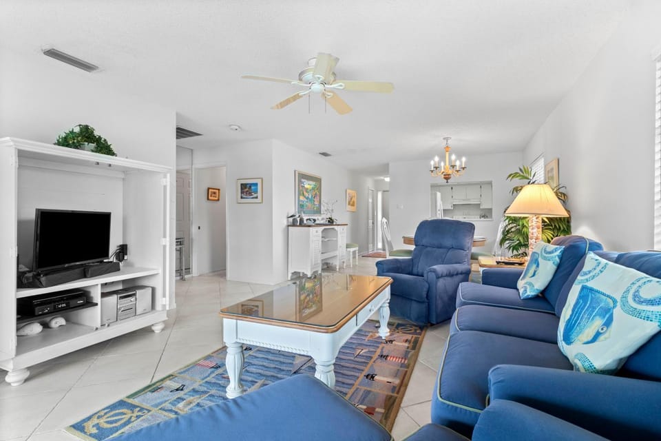 Whitney Beach #132 House in Longboat Key
