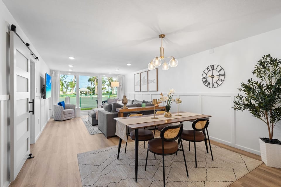 Club Longboat #312 House in Longboat Key