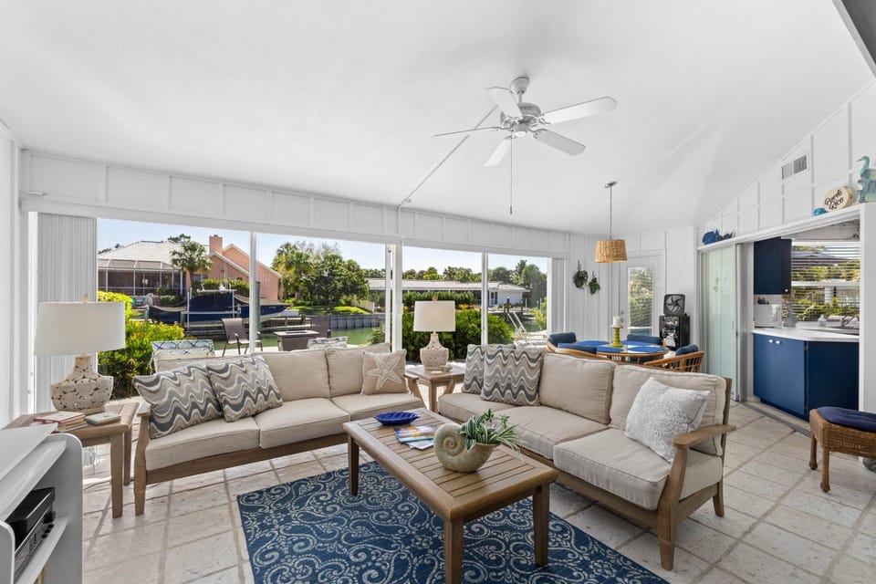 Paradise Cottage House in Sarasota