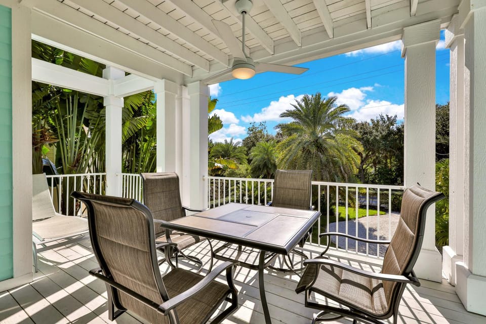 Aqua Bay House in Longboat Key