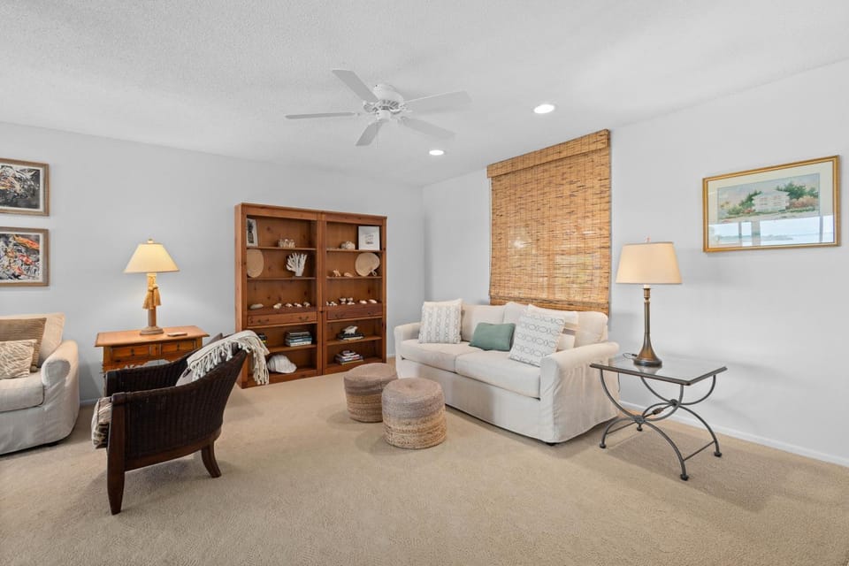 Pelican Harbour, Beach Club T2 House in Longboat Key