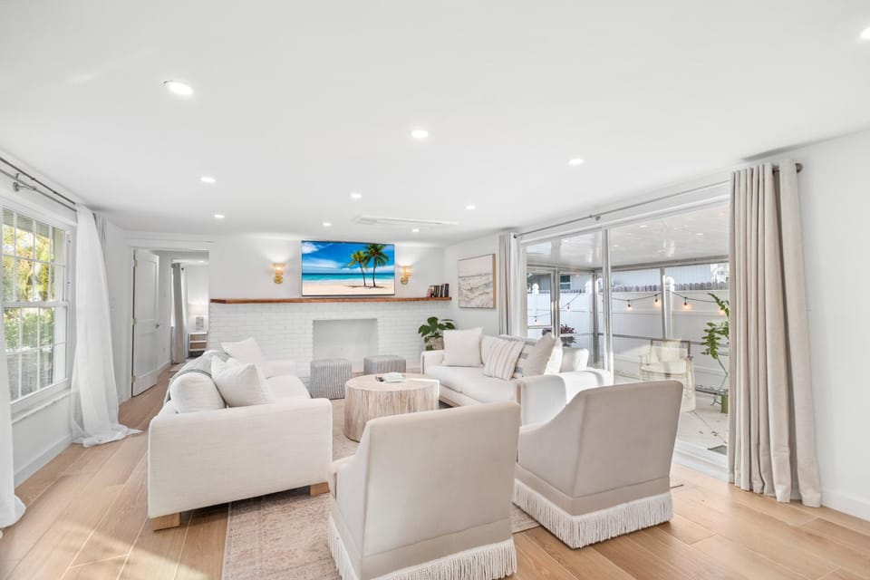 Casa Poinsetta House in Longboat Key