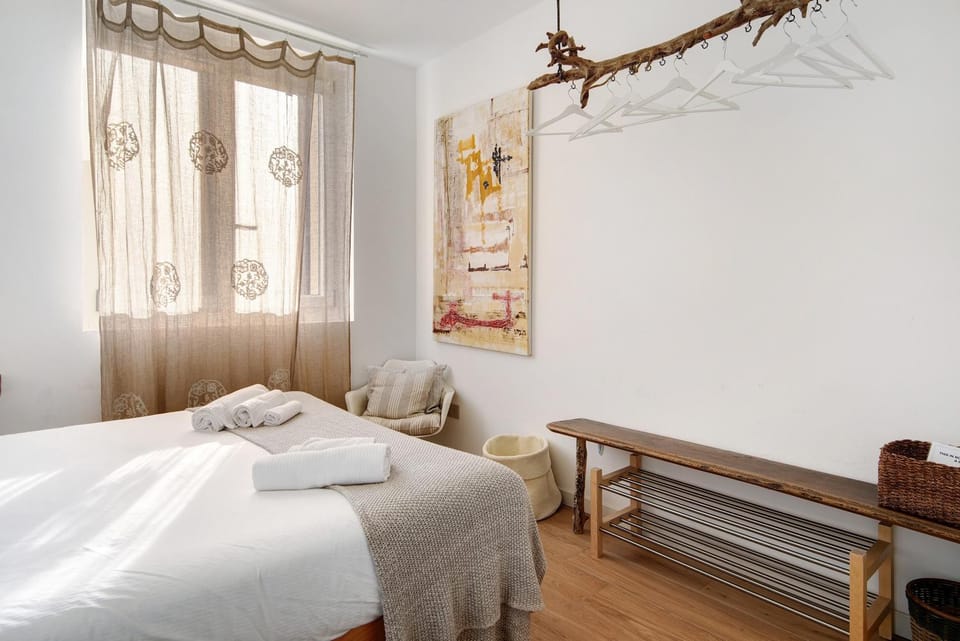 Living room, Bedroom