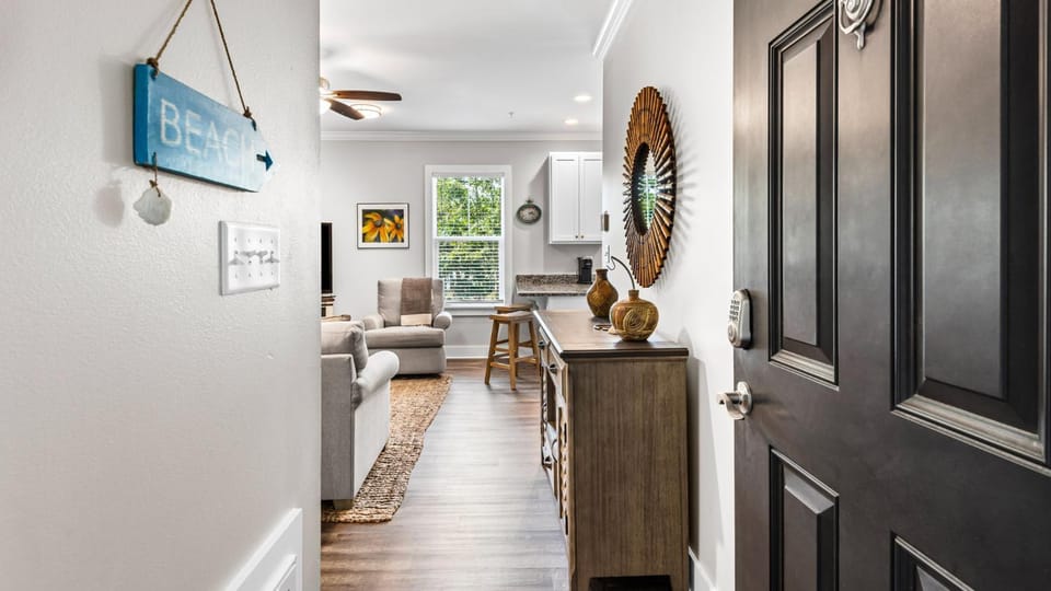 Hidden Lake Condominiums 314 - Blue Beach Bungalow House in South Walton County