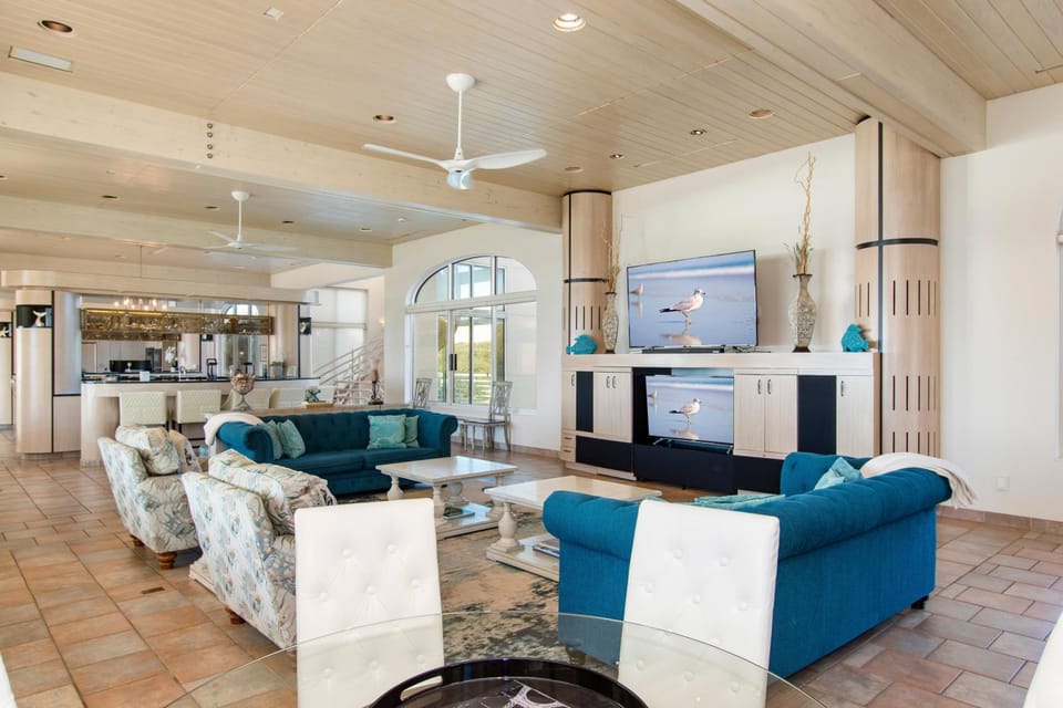 Chateau of the Isle by Emerald Isle Realty House in Indian Beach