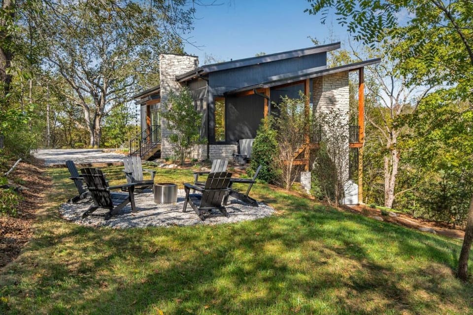 The Lodge at Marble Creek House in Lexington