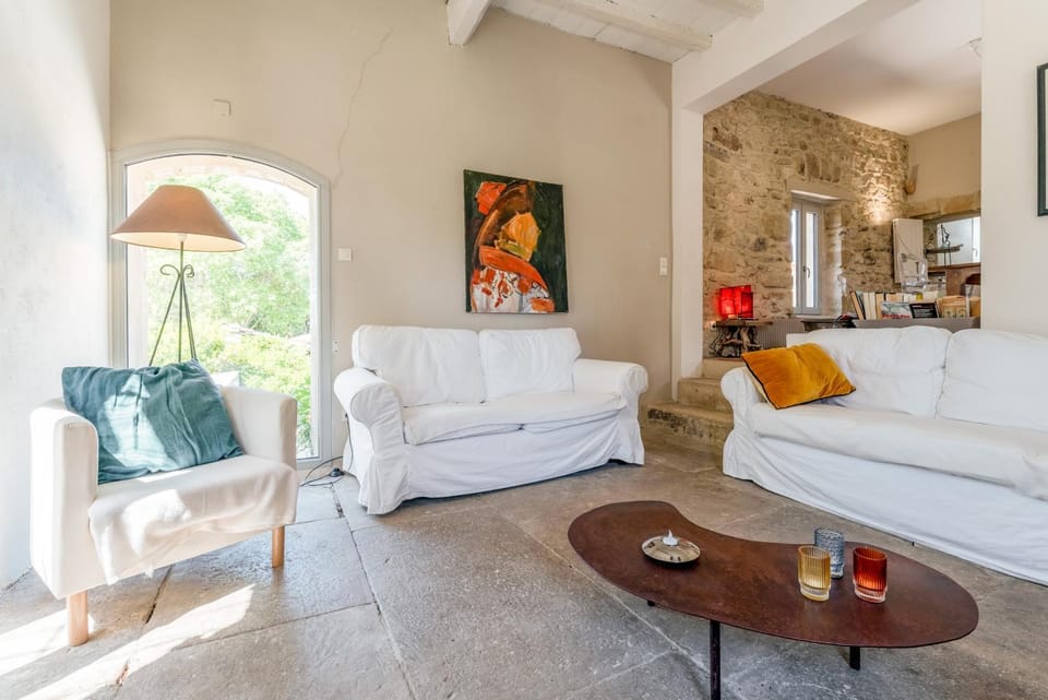 Van Gogh - Mas De Rey House in Uzes