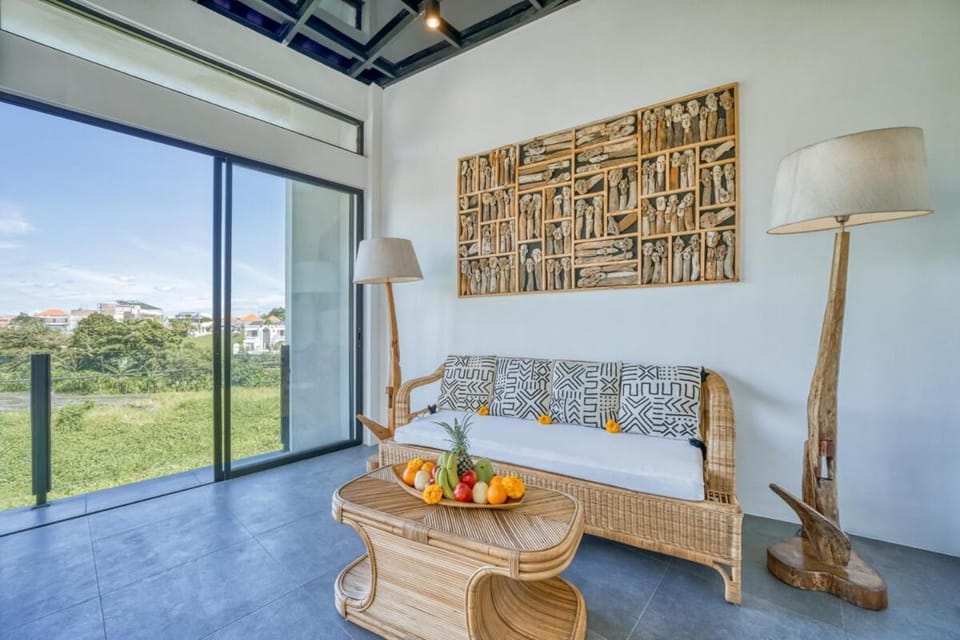 PROMO Minimalist 3 BR Villa Pvt Pool in Pererenan Villa in North Kuta