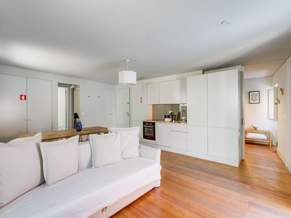 Kitchen or kitchenette, Living room, Seating area