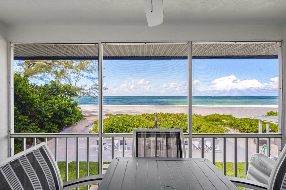Outrigger Resort #8 House in Longboat Key