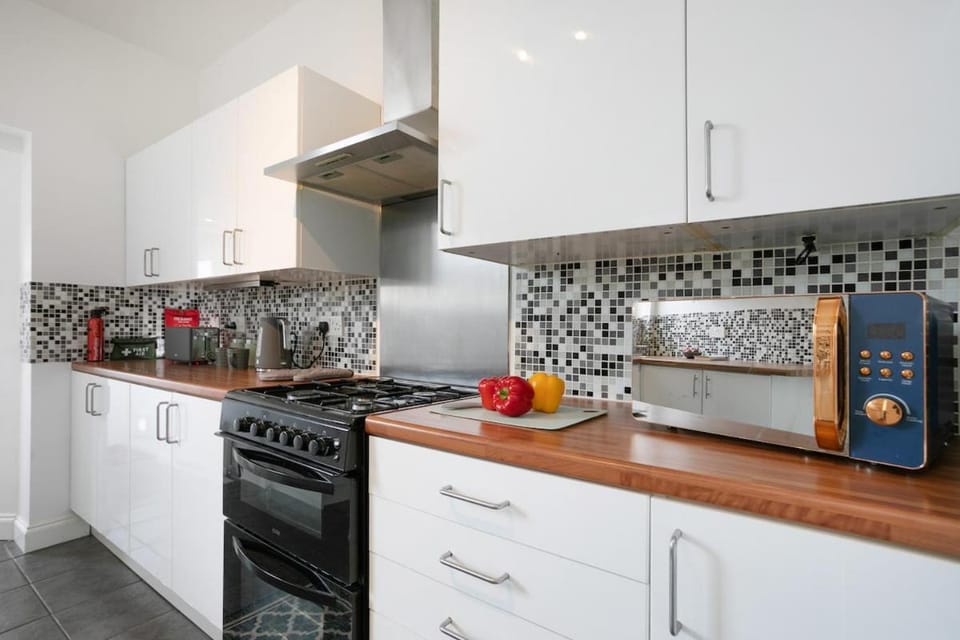 Kitchen or kitchenette, oven, stove, toaster