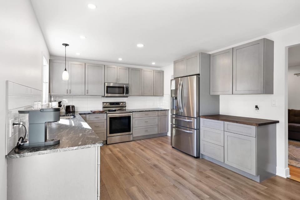 Pet-Friendly Saratoga Home with Fire Pit & Deck House in Saratoga Springs