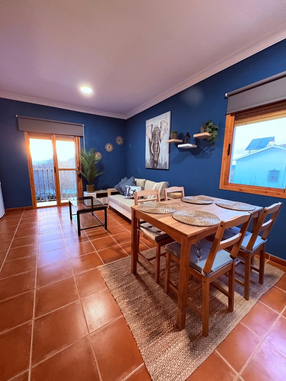 Living room, Dining area