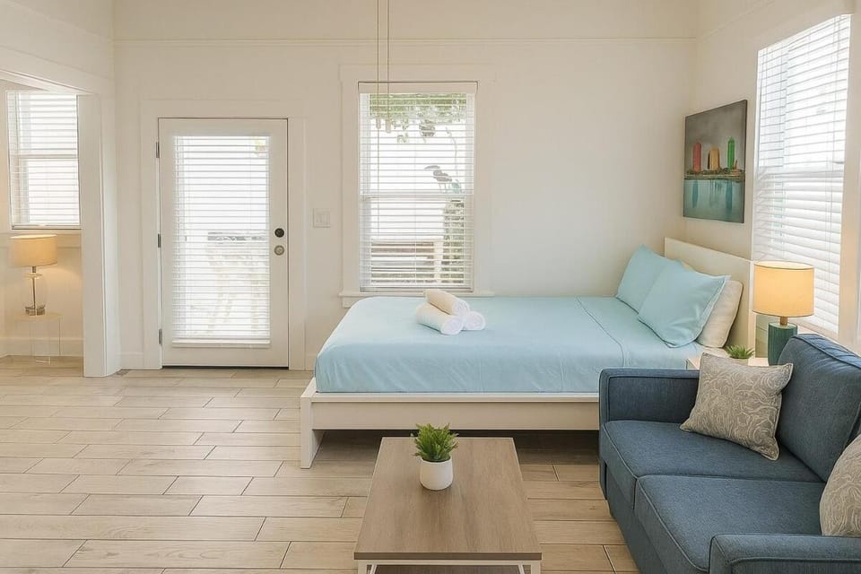 Urban Nest with private Patio in Golden Hill - walk everywhere! Apartment in San Diego