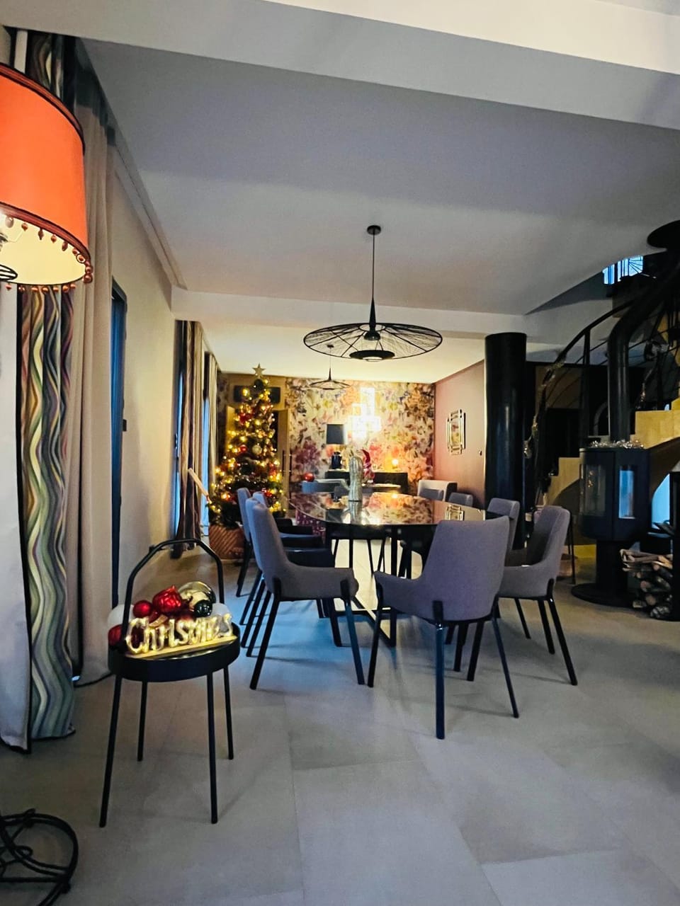 Property building, Living room