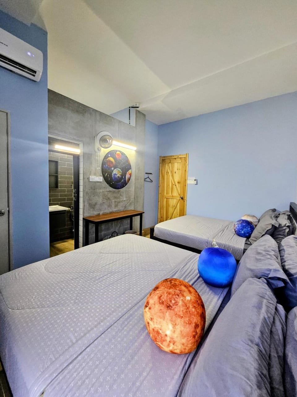 Matang Centre, Galaxy Theme, 1st Floor Walk Up APT Apartment in Kuching