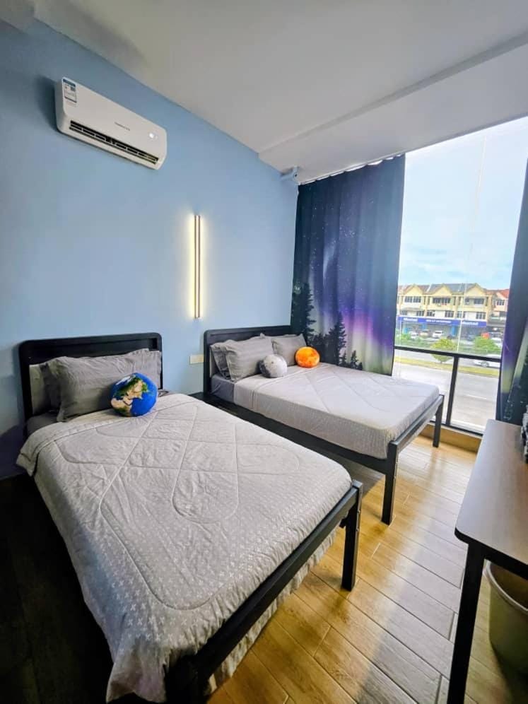Matang Centre, Galaxy Theme, 1st Floor Walk Up APT Apartment in Kuching
