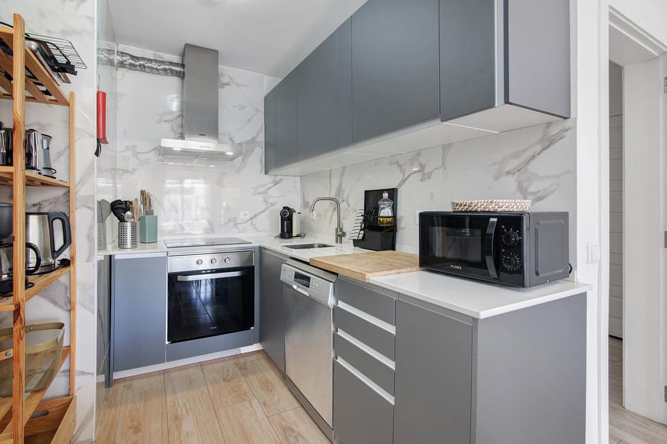 Kitchen or kitchenette, Living room
