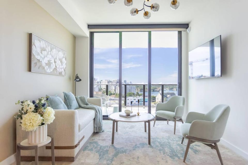 72 Park Ocean view 1BR Apartment with Pool and Gym House in Miami Beach