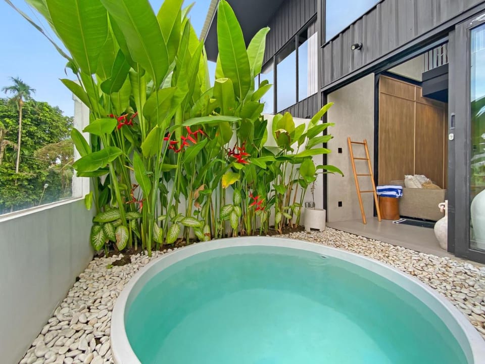 Villa Inhale By Local Property Team Villa in North Kuta
