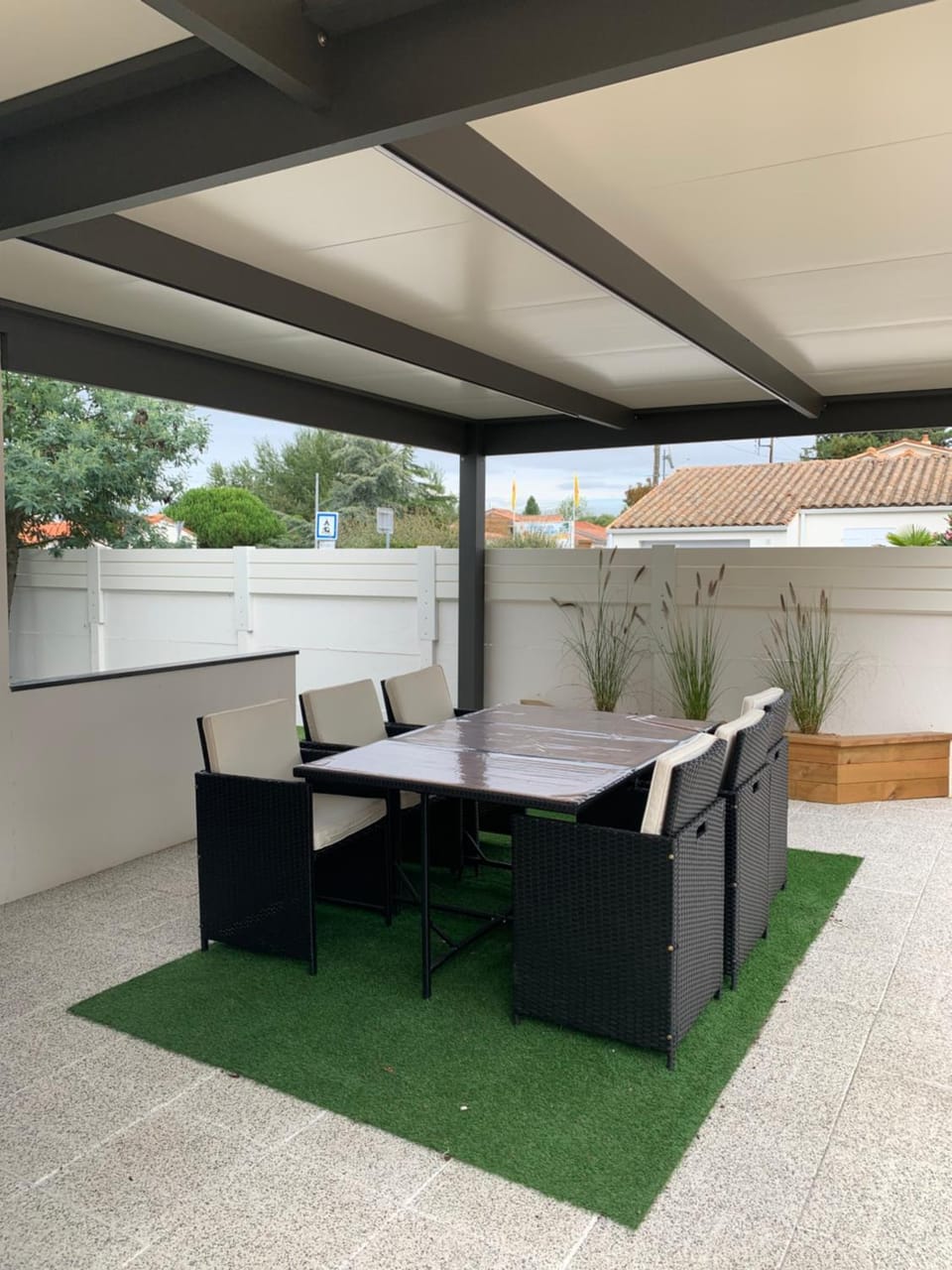 Patio, Balcony/Terrace, Living room, Dining area