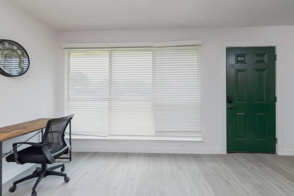 Living room, Business facilities, Seating area