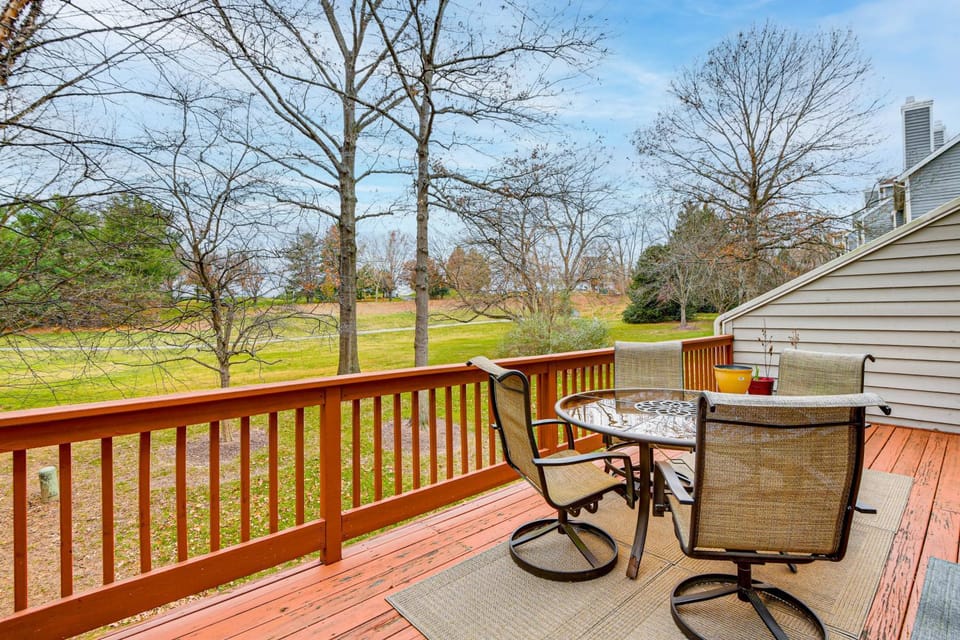 1 Mi to Centennial Park: Gem w/ Golf Course Views House in Ellicott City