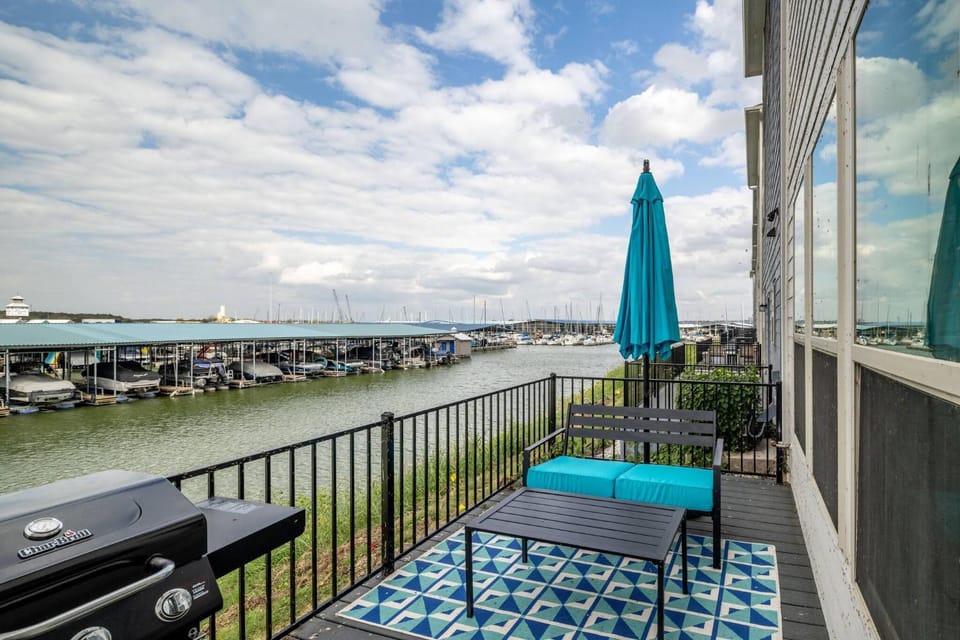 Patio, View (from property/room), Balcony/Terrace
