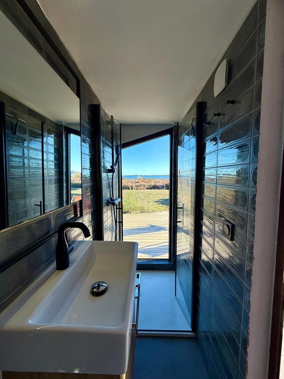 Shower, Bathroom, Garden view, Lake view