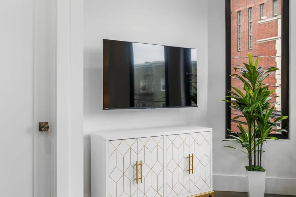 2BR Bright & Modern Urban Base Near Manhattan Apartment in Jersey City